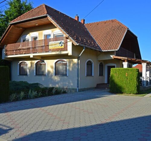 Tőzike Apartmanház Lenti 