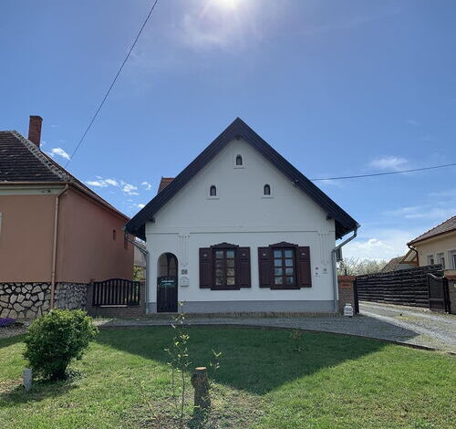 Tulipános Vendégház Fertőszentmiklós 