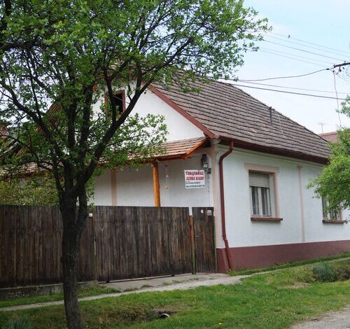 Túristaház Diósjenő 