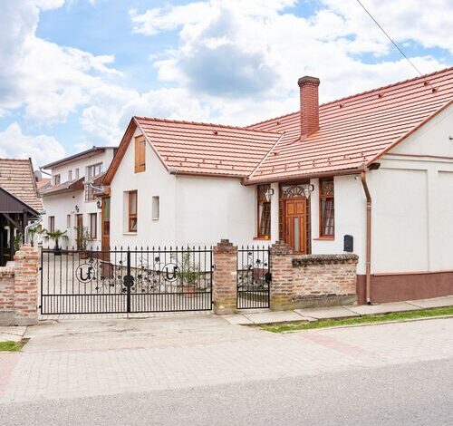 Urszics Családi Panzió Villány 