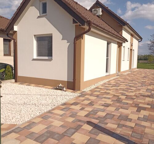 Vadgalamb Apartmanház Lipót 