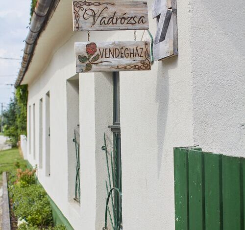 Vadrózsa Vendégház Rácalmás 
