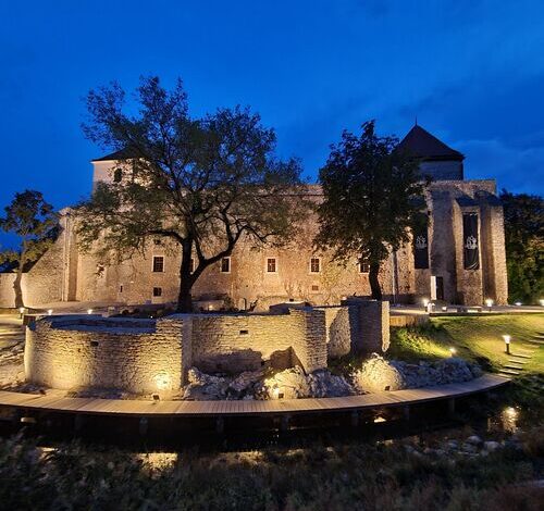 Várkert Apartman Várpalota 