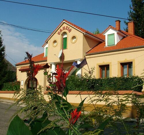Várong Panzió 