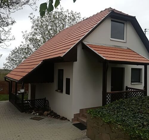Véndiófa Nyaralóház Balatonszemes 