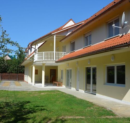Villon Apartmanház Balatonlelle 