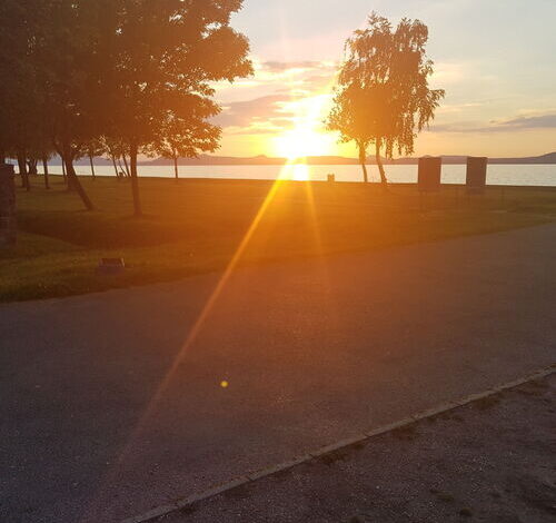 Virág Strand Vendégház Balatonlelle 