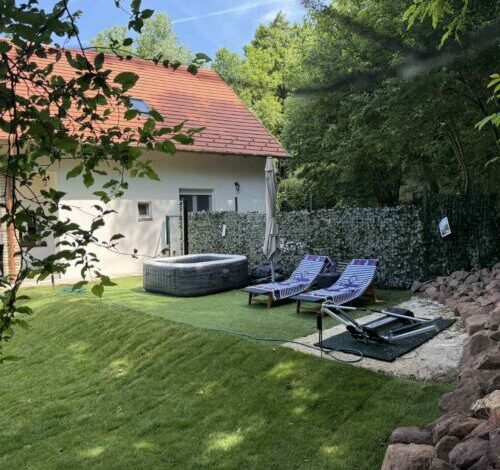 Vörös Patak Apartmanház Balatonfűzfő 