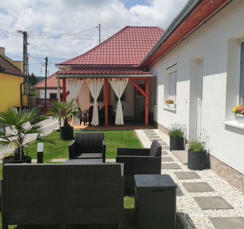 White House Apartman Bogács 