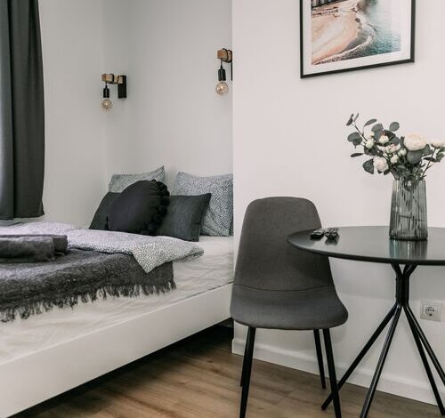 Wood & Black Apartment Győr 