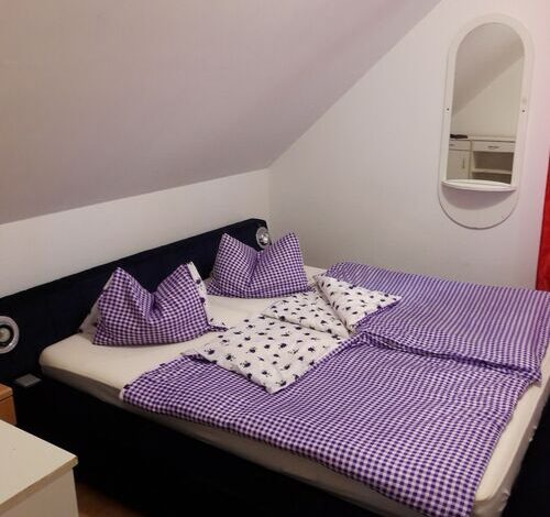 Zöld Ház Apartman Balatoncsicsó 