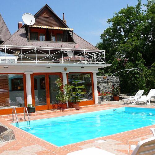 Zöld Sziget Apartmanház Gyenesdiás