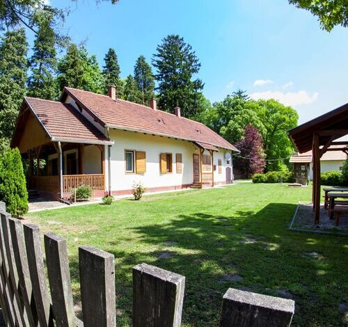 Zsigárdi Erdei és Vadász Lak Homokkomárom 