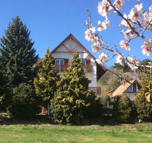 pARTvonal Apartmanház Balatongyörök 