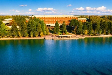 Disney’s Sequoia Lodge