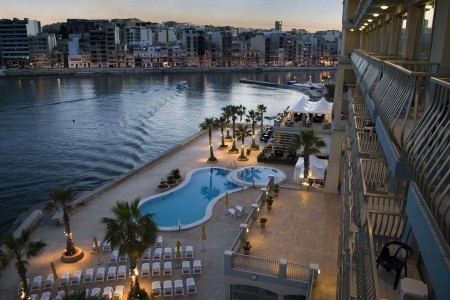 Cavalieri Art Hotel Radisson