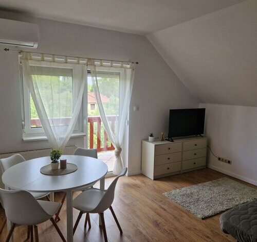 BORA Apartman Gyenesdiás 