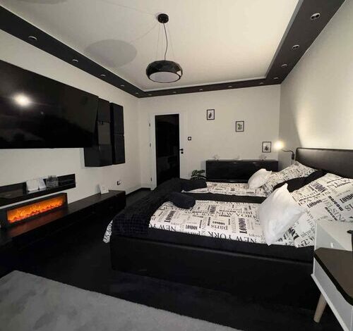 Black&White Deluxe Apartman Miskolc 