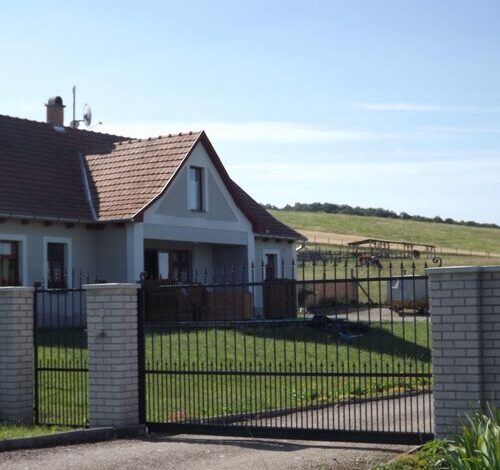 Dósa Tanya Vendégház Cserépfalu 