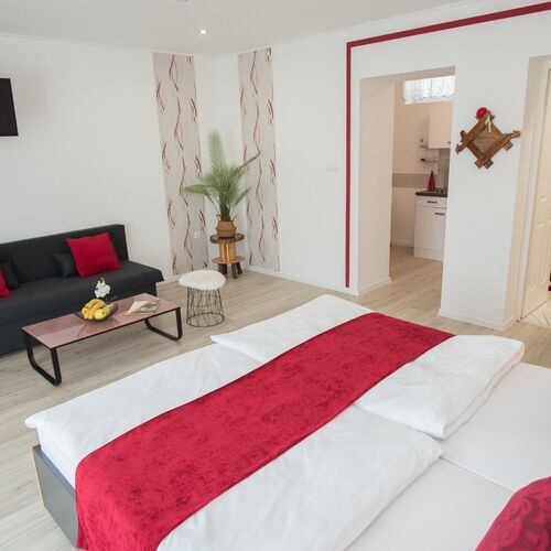 EHM Apartman Resort Mesteri