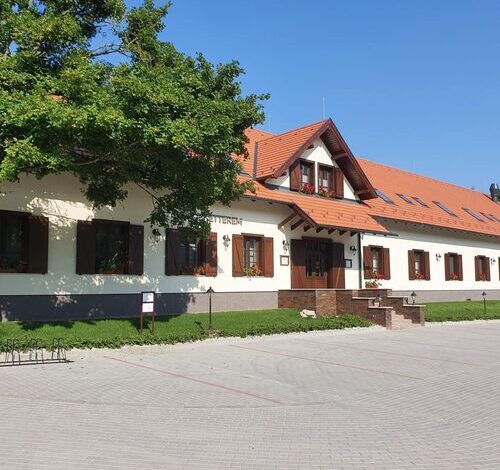 Esterházy Fogadó Gánt 