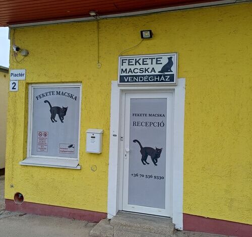 Fekete Macska Vendégház Tata 