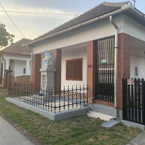 Gazso Vendégház Sarud