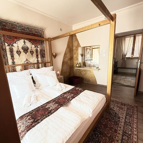 HAREM Romantic Apartment Eger