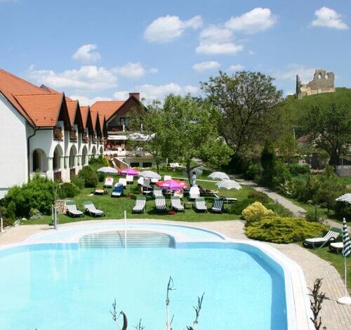 Hasik Hotel Döbrönte 
