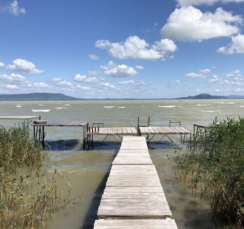 Hullámház Apartmanok Balatonmáriafürdő 