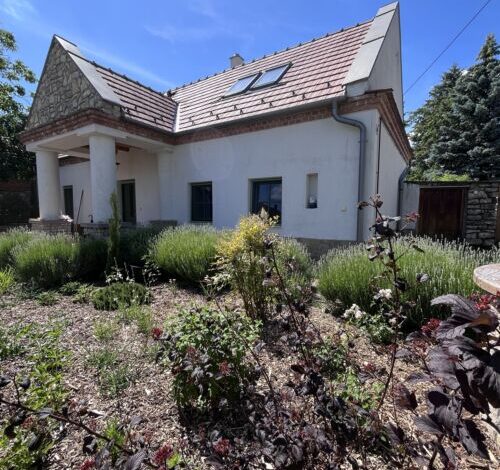 Kő-Villa Vendégház Pécsely 