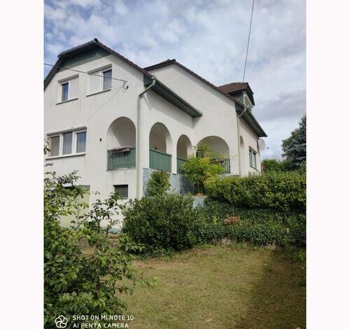 Labdarózsa Apartmanház Fonyód 
