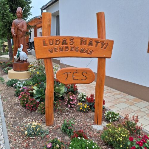 Lúdas Matyi Vendégház Tés