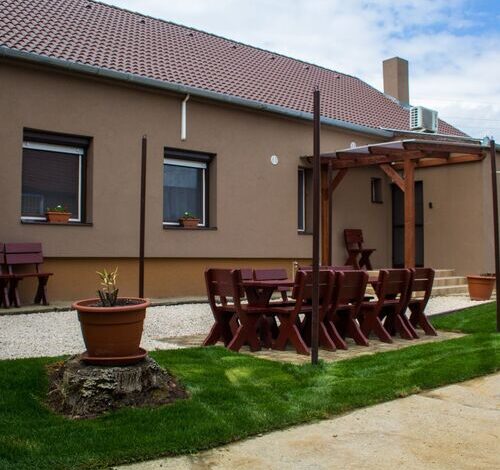 Noel Apartman Sásd 
