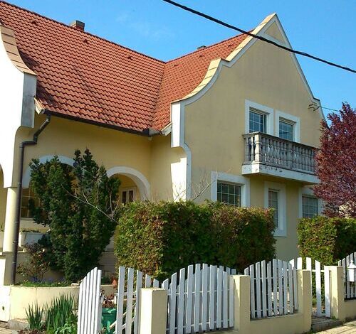 Rádi Apartmanház Gyenesdiás 