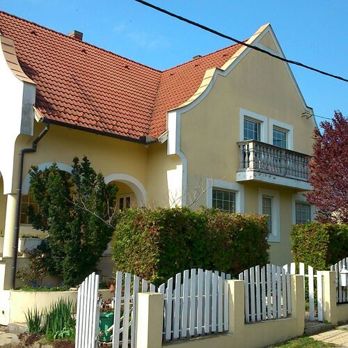 Rádi Apartmanház Gyenesdiás