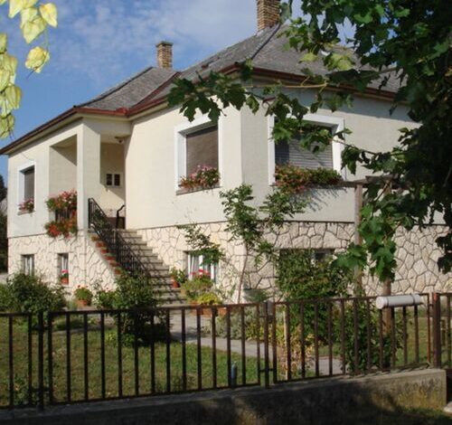 Rita Apartman Vonyarcvashegy 