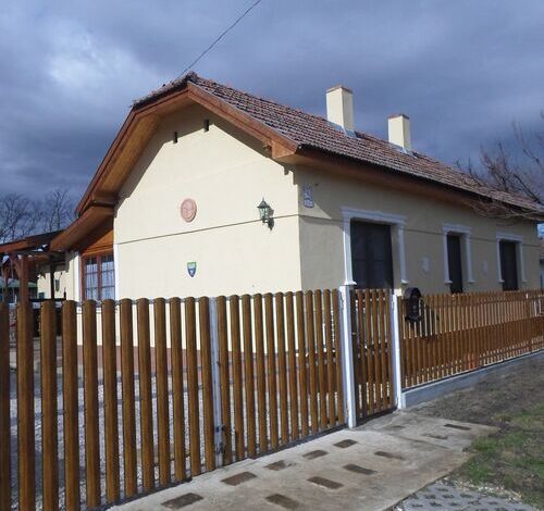 Turul Vendégház Abádszalók 