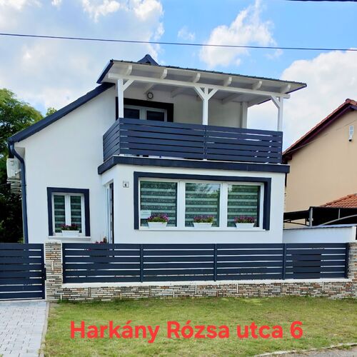 Vártalak Apartmanház Harkány