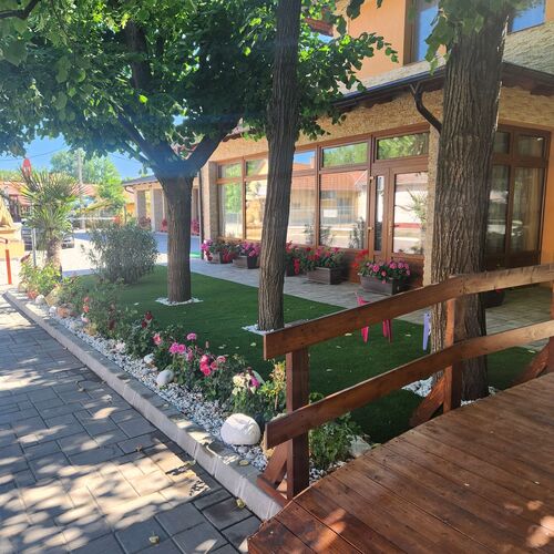 Vörös Álom Apartman Panzió Tiszakécske