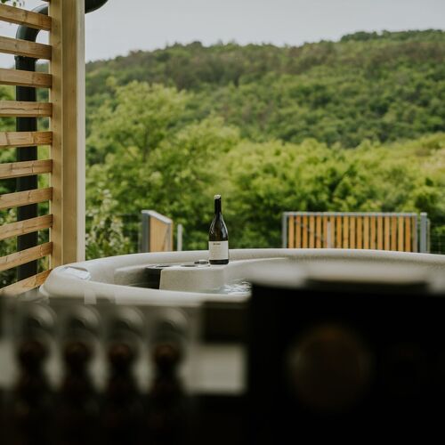 WOWCABIN – Lovas