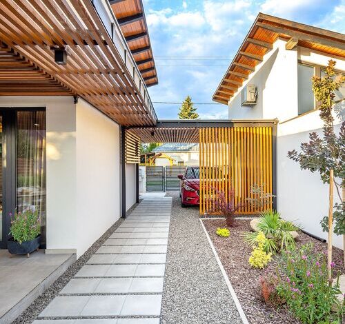 White Lotus Mini Loft House 